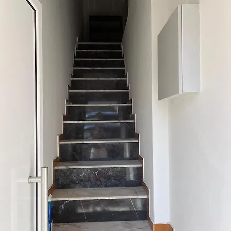 Casas Dona Emilia ויירה דה לייריה